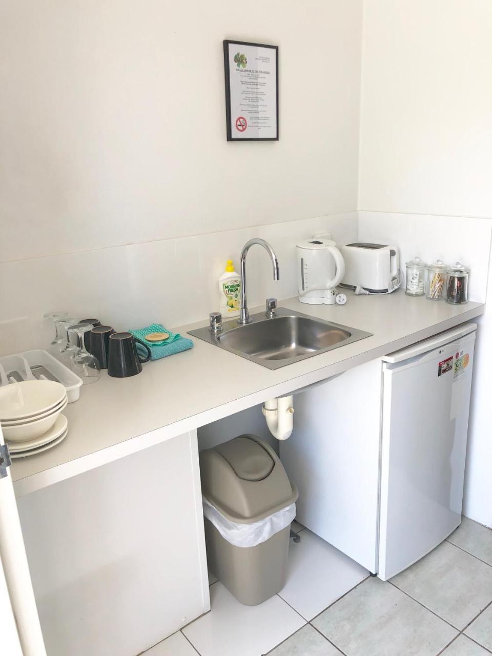 The Oaks Hotel Motel Albion Park Εξωτερικό φωτογραφία