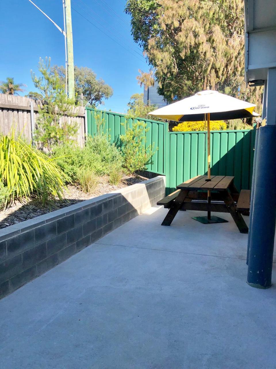 The Oaks Hotel Motel Albion Park Εξωτερικό φωτογραφία